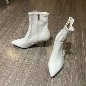 Marc Fisher white slim ankle boot